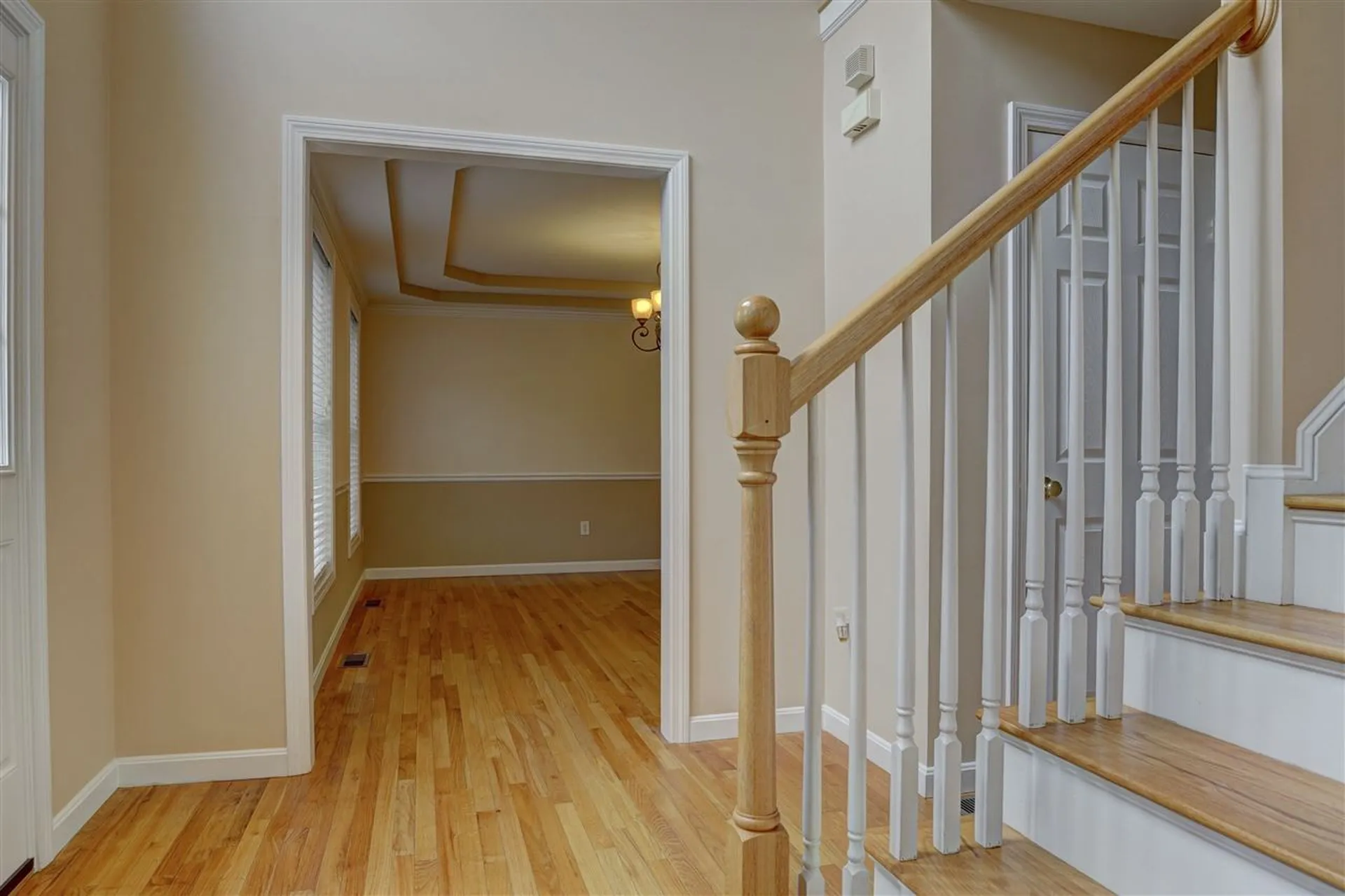 8 Abington Drive Londonderry NH 03053