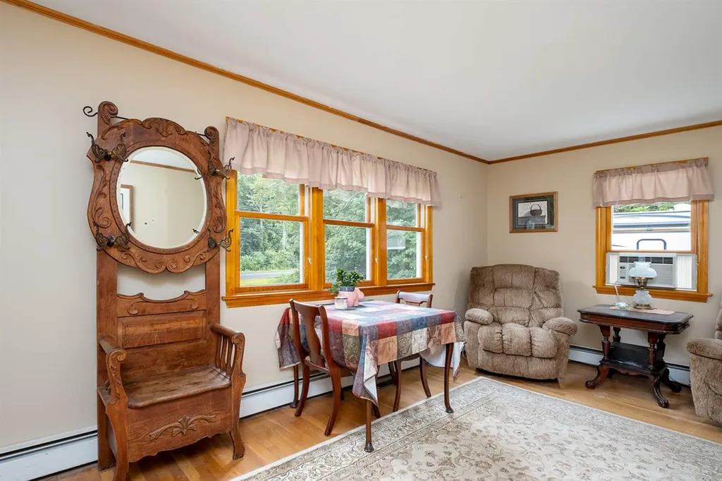 66 Winnicut Road Greenland NH 03840