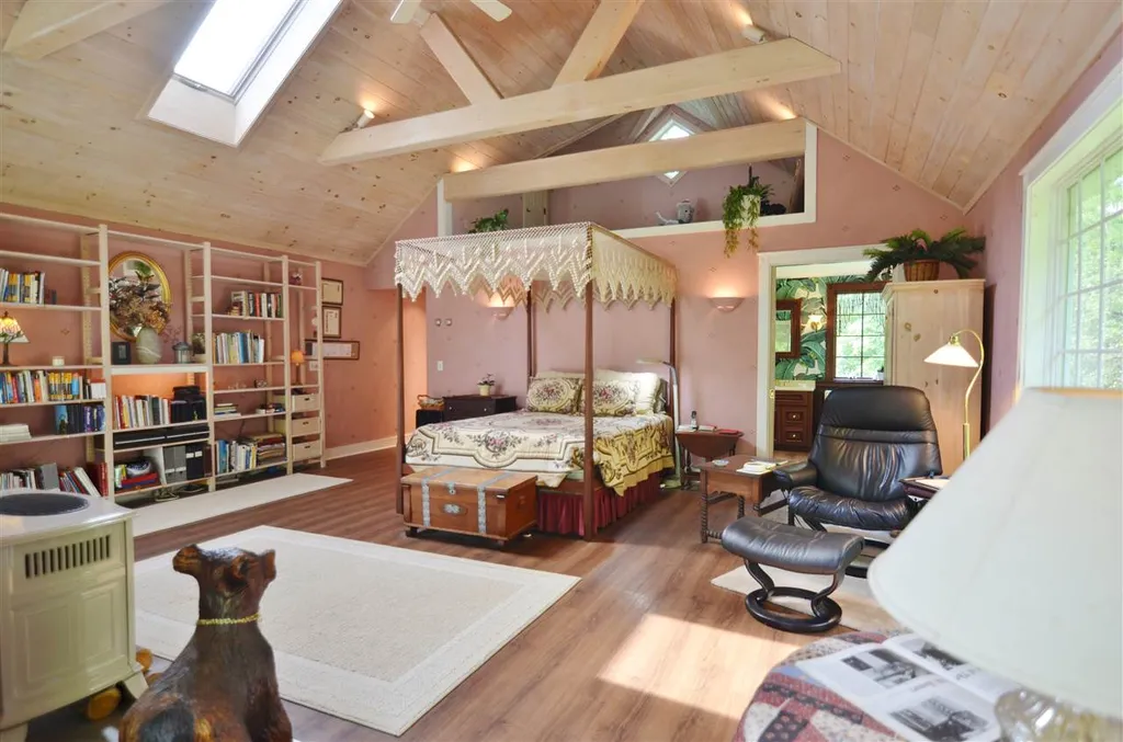 14 Rowell Road Newport NH 03773