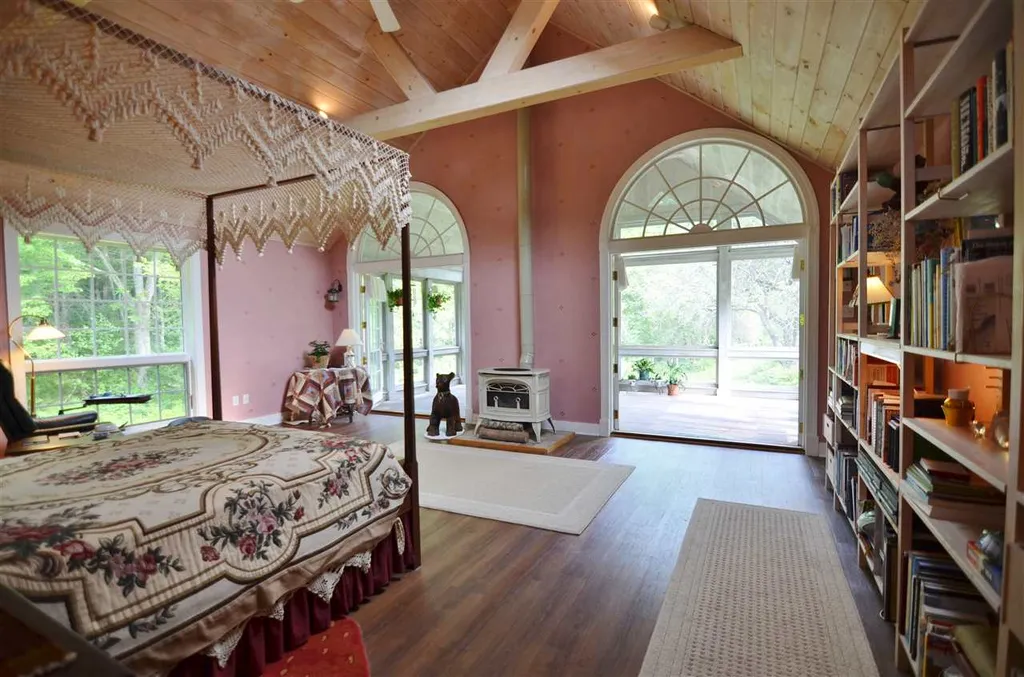 14 Rowell Road Newport NH 03773