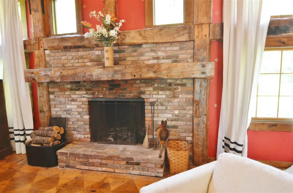 14 Rowell Road Newport NH 03773