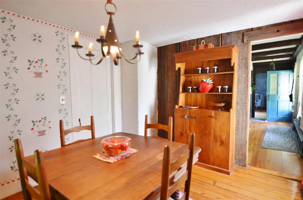 14 Rowell Road Newport NH 03773