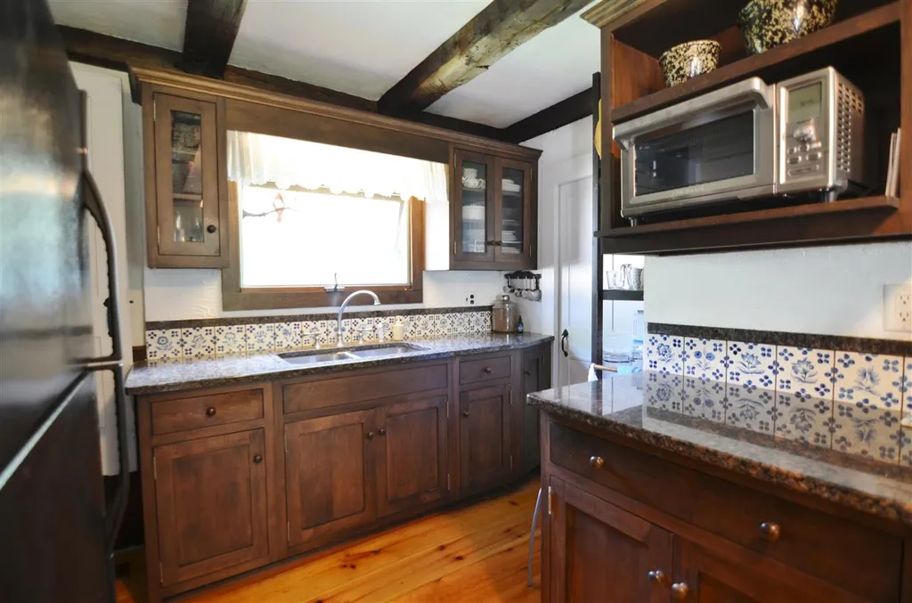 14 Rowell Road Newport NH 03773