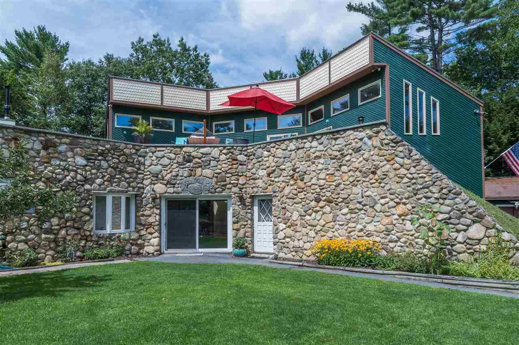101 Black Brook Road Goffstown NH 03045