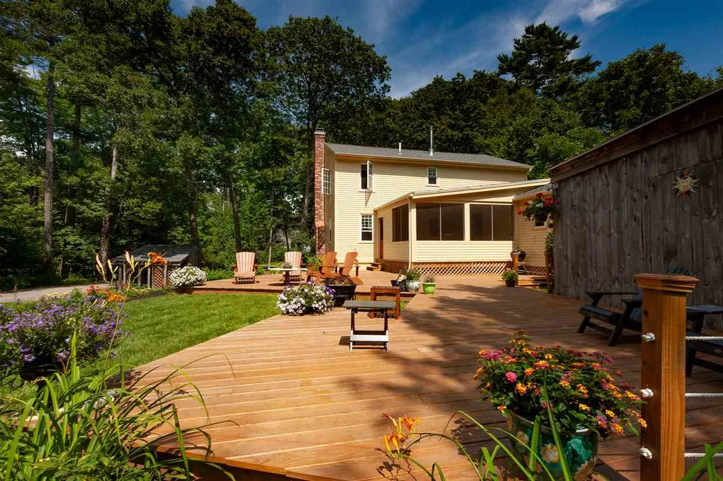 56 Brave Boat Harbor Road York ME 03909