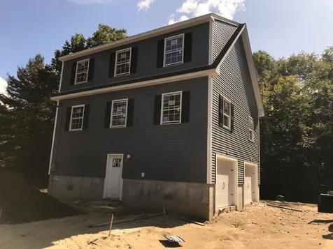 84 Danis Park Road Goffstown NH 03045