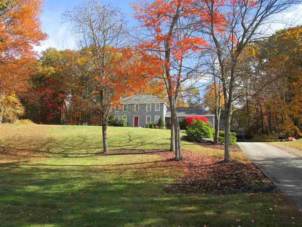 9 Queens Way Merrimack NH 03054