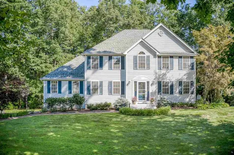 6 Crestwood Drive Hudson NH 03051