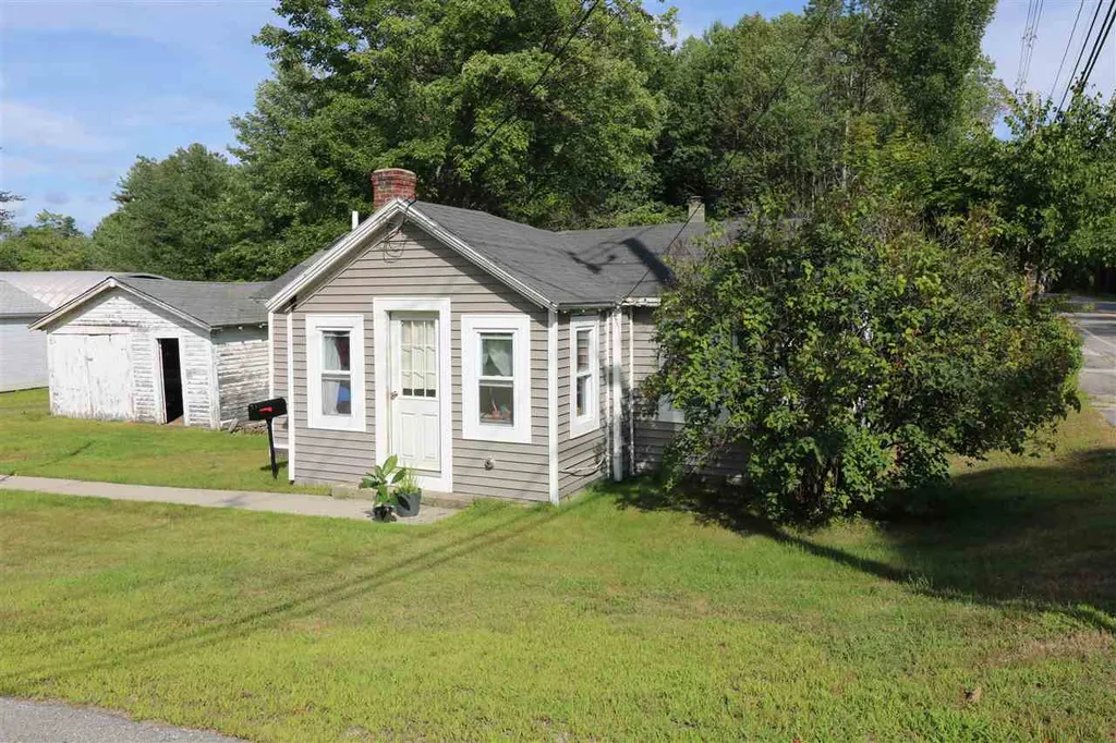 4 Grove Street Jaffrey NH 03452