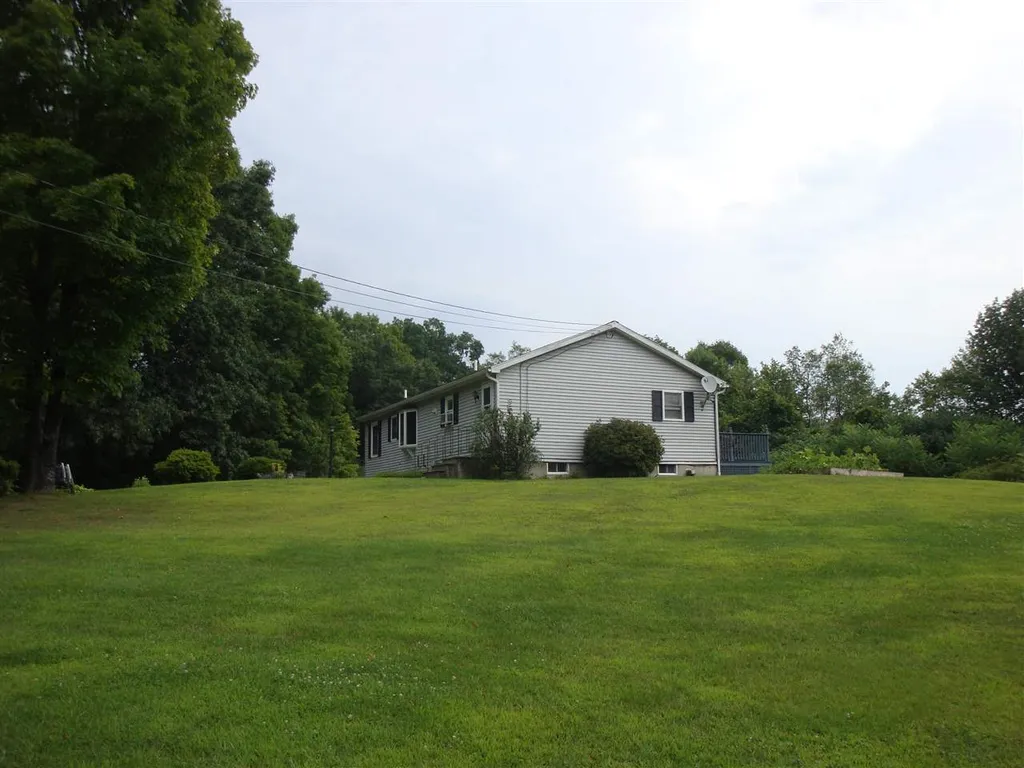 218 Old Chesterfield Road Hinsdale NH 03451
