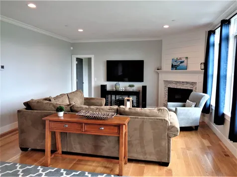 60 Hall Farm Road New London NH 03257