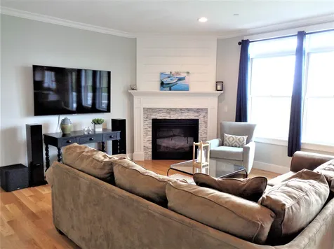 60 Hall Farm Road New London NH 03257