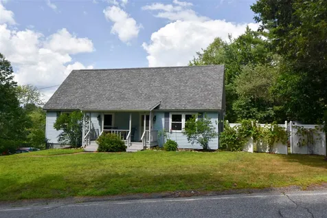 332 Hoyt Road Gilford NH 03249
