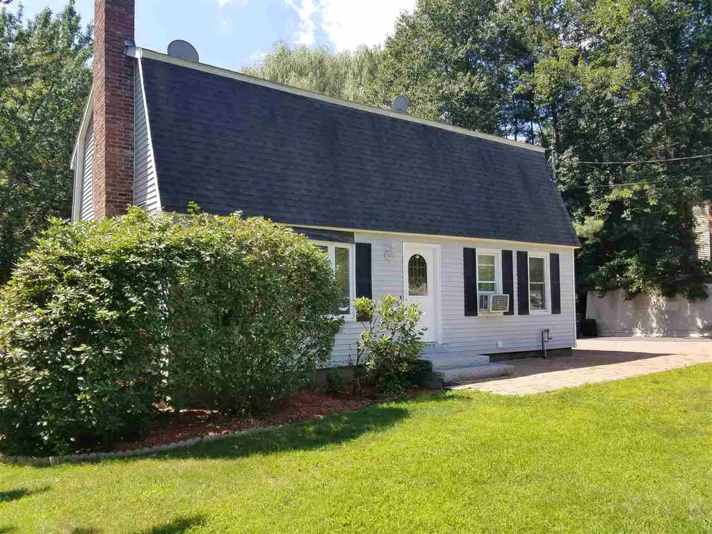 23 Dunloggin Road Nashua NH 03063