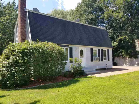 23 Dunloggin Road Nashua NH 03063