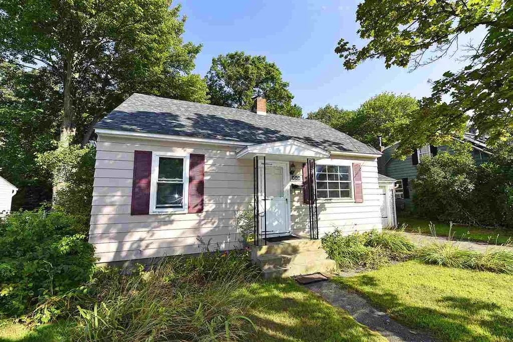 168 Woodlawn Road Burlington VT 05408
