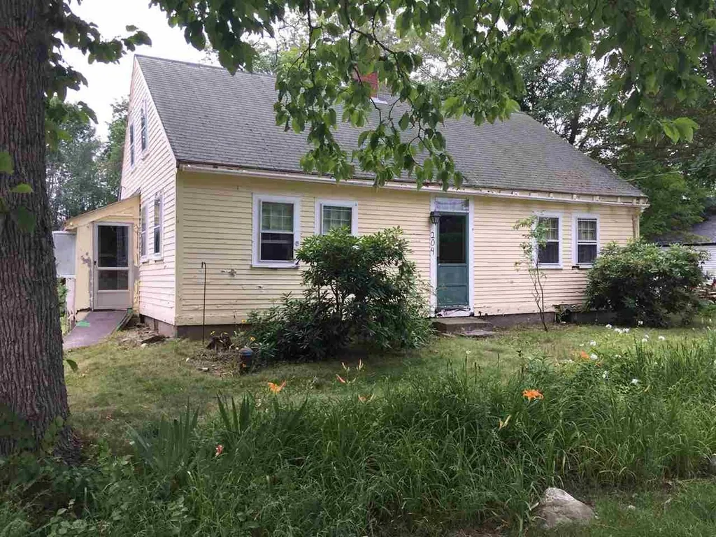 204 Meaderboro Road Farmington NH 03835