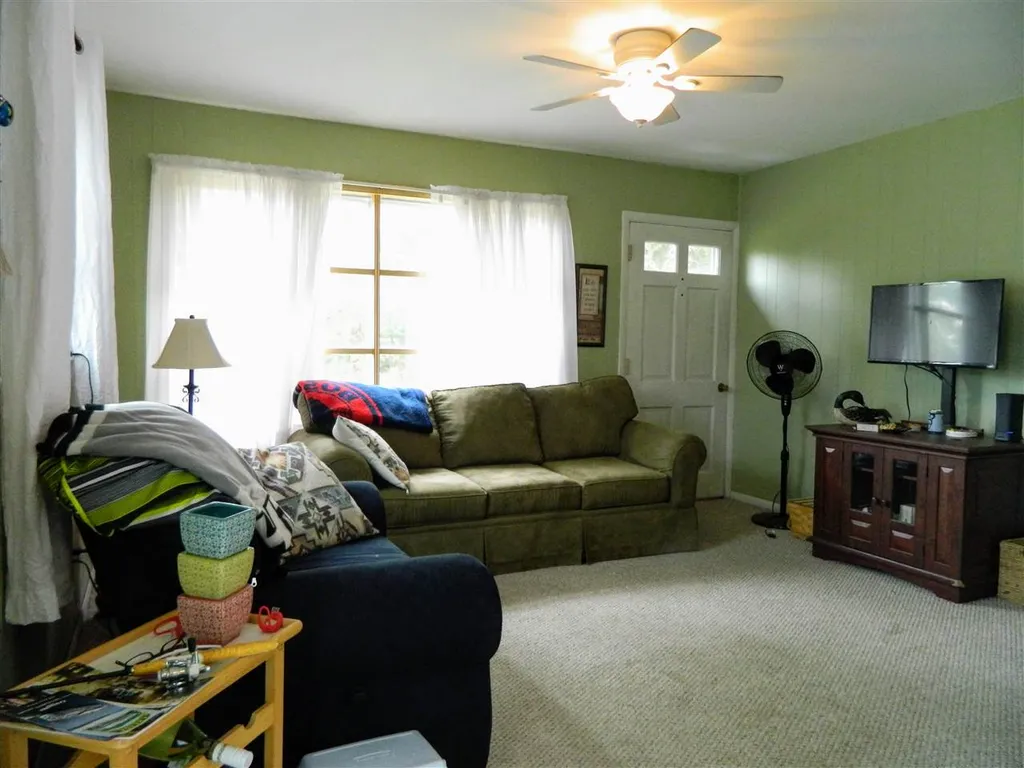299 Paradise Drive Moultonborough NH 03254