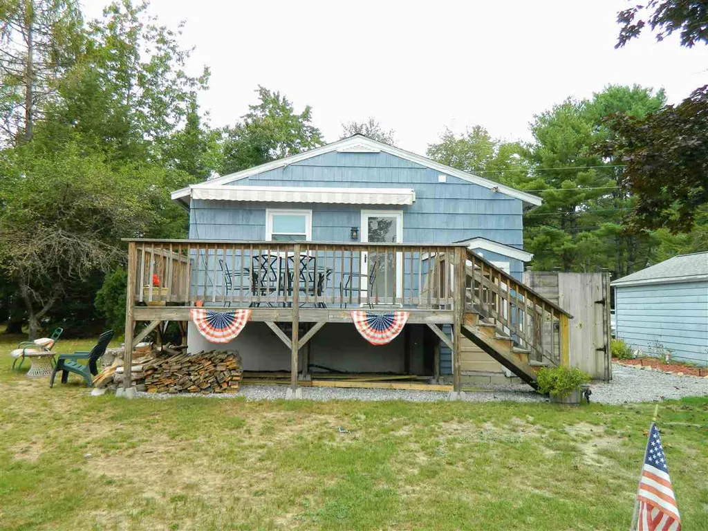 299 Paradise Drive Moultonborough NH 03254