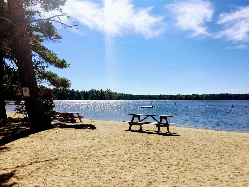 299 Paradise Drive Moultonborough NH 03254