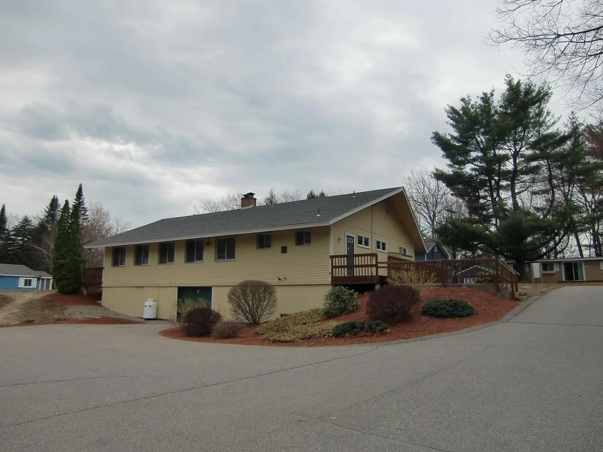 299 Paradise Drive Moultonborough NH 03254