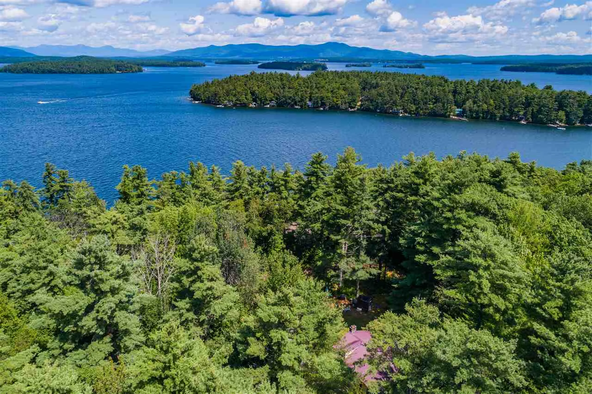 54 Heights Road Gilford NH 03249