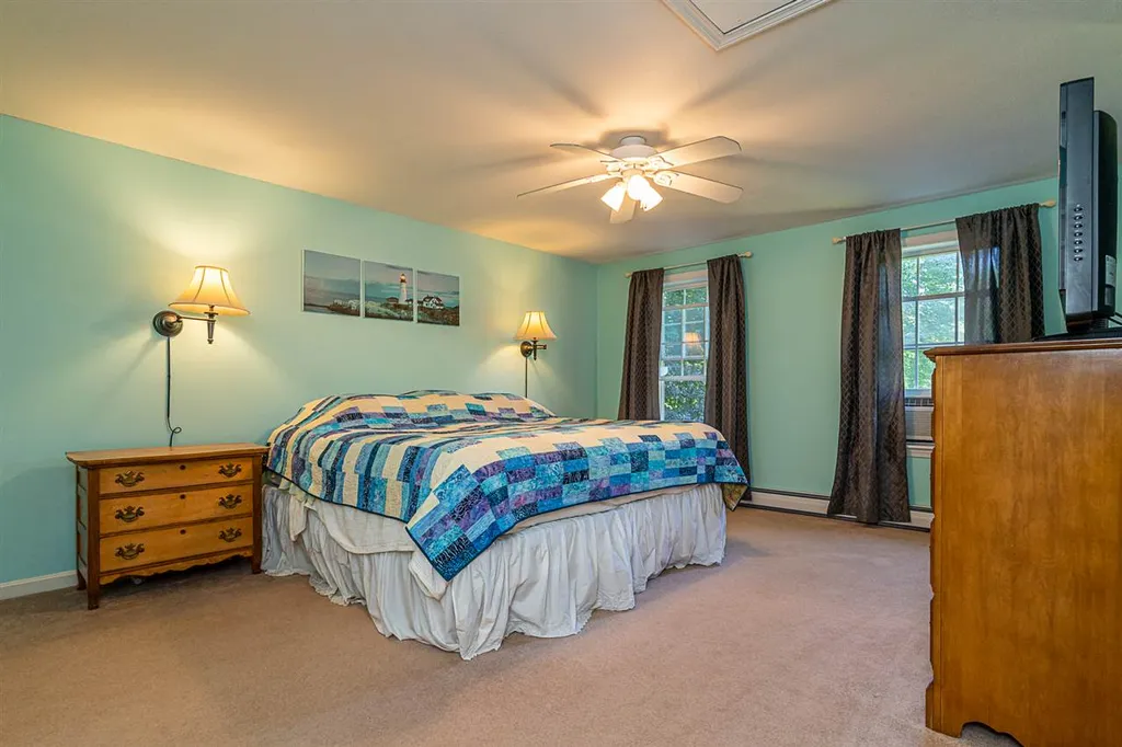 15 Lavoie Drive Nottingham NH 03290