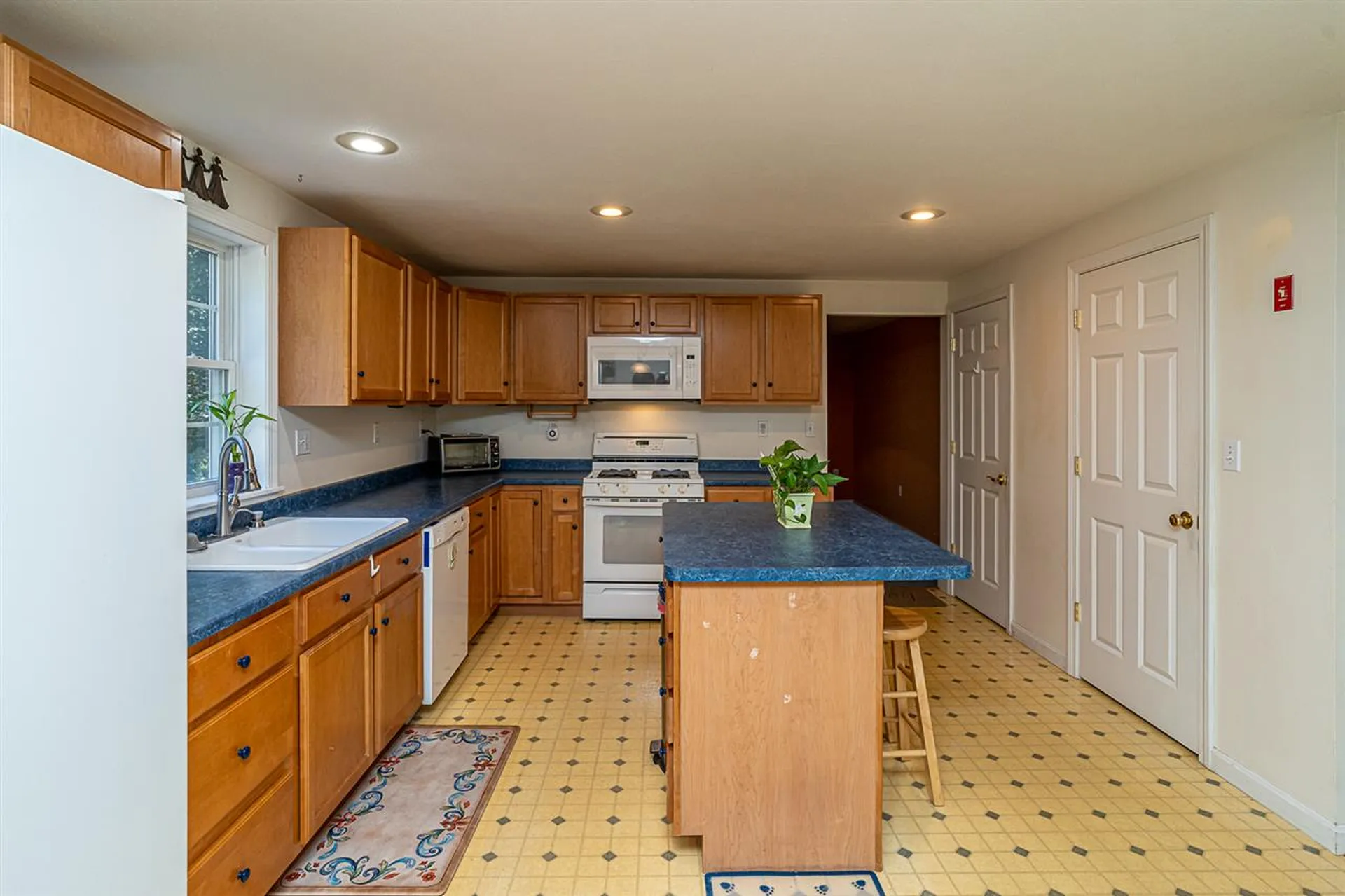15 Lavoie Drive Nottingham NH 03290