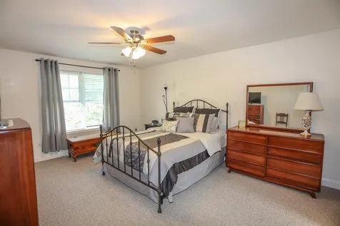 1025 Meadow Lane Dunbarton NH 03046