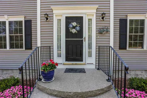 1025 Meadow Lane Dunbarton NH 03046