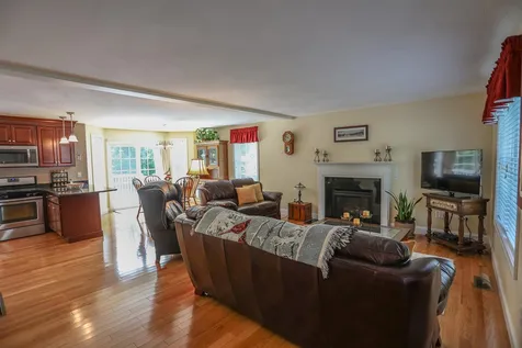 1025 Meadow Lane Dunbarton NH 03046