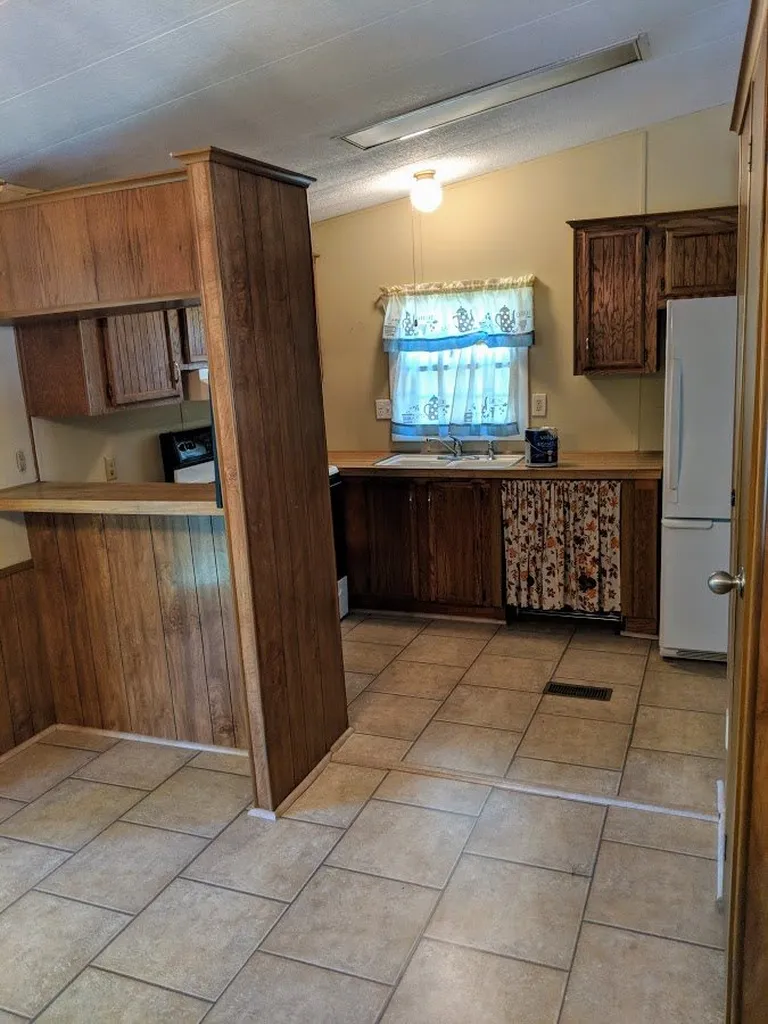28 Donald Drive Goffstown NH 03045
