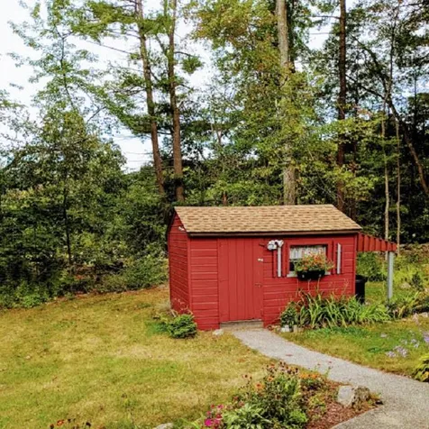 28 Donald Drive Goffstown NH 03045