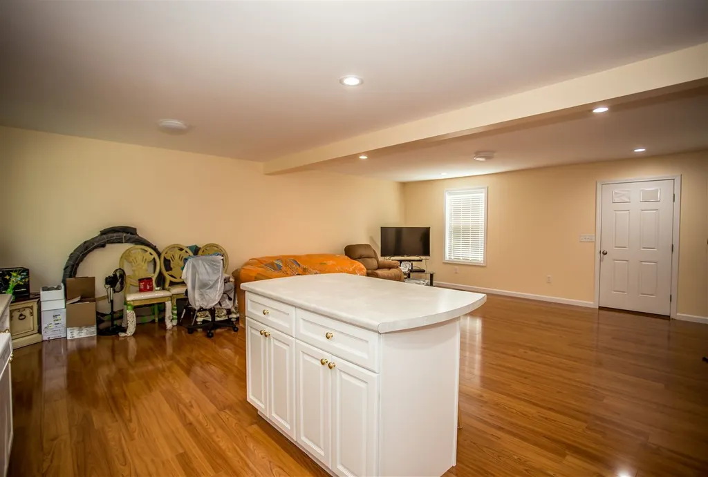 9 Richfield Way Wilton NH 03086