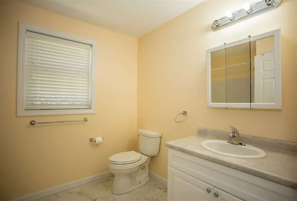 9 Richfield Way Wilton NH 03086