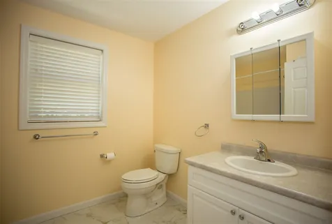 9 Richfield Way Wilton NH 03086