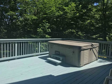 8 Fawn Run Wilmington VT 05363