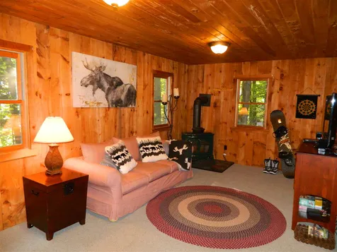 88 Howes Loop Wilmington VT 05363