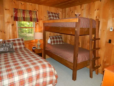 88 Howes Loop Wilmington VT 05363