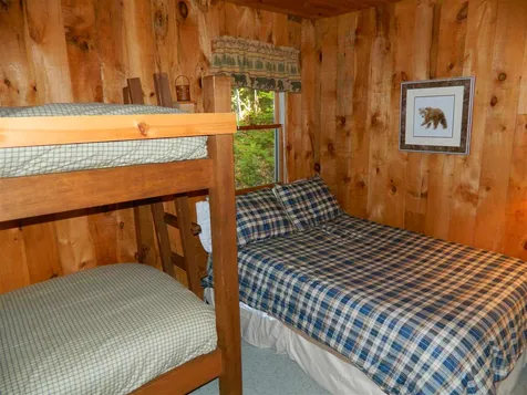 88 Howes Loop Wilmington VT 05363