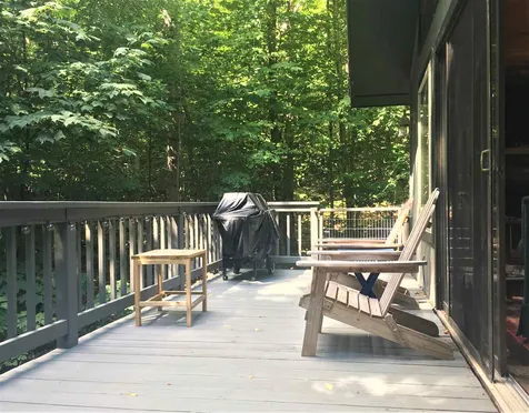 88 Howes Loop Wilmington VT 05363
