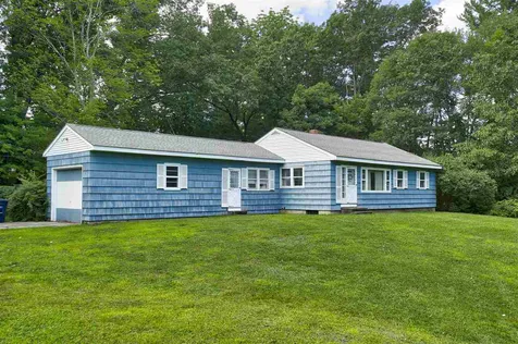 151 Pine Hill Road Nashua NH 03063