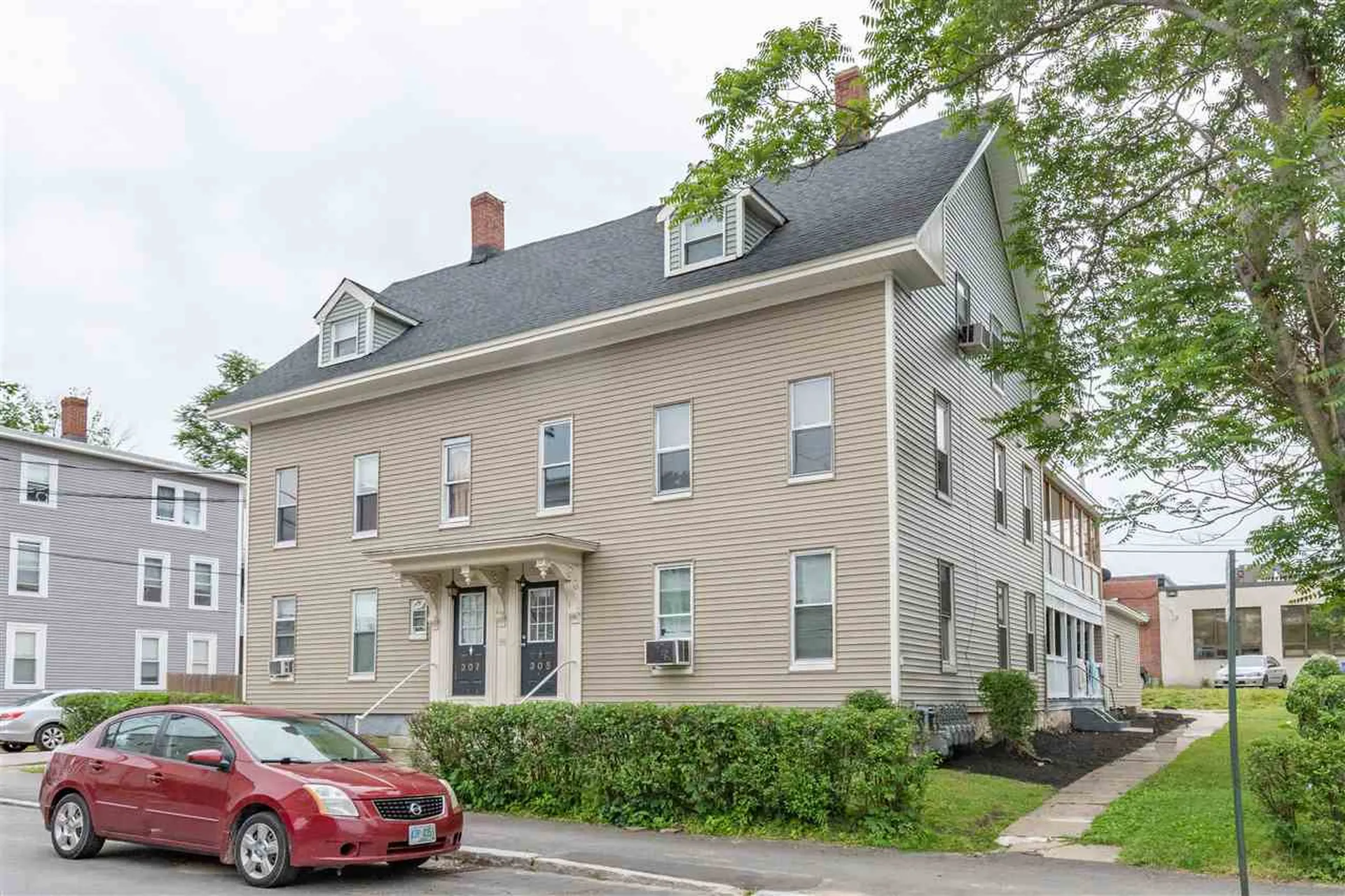 305 Amherst Street Manchester NH 03104