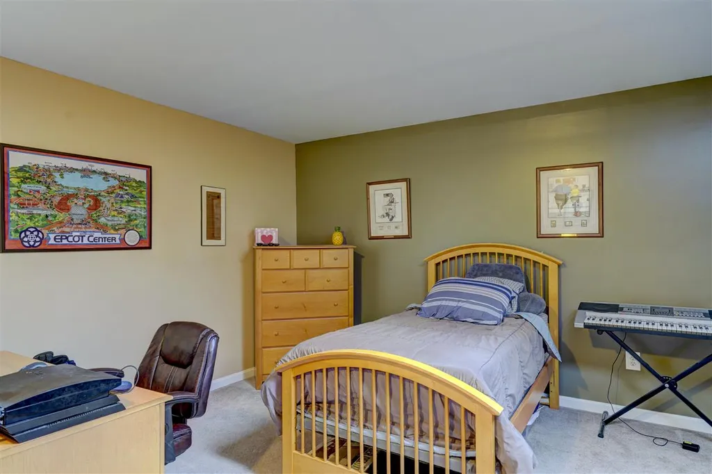 10a Chandler Court Hudson NH 03051