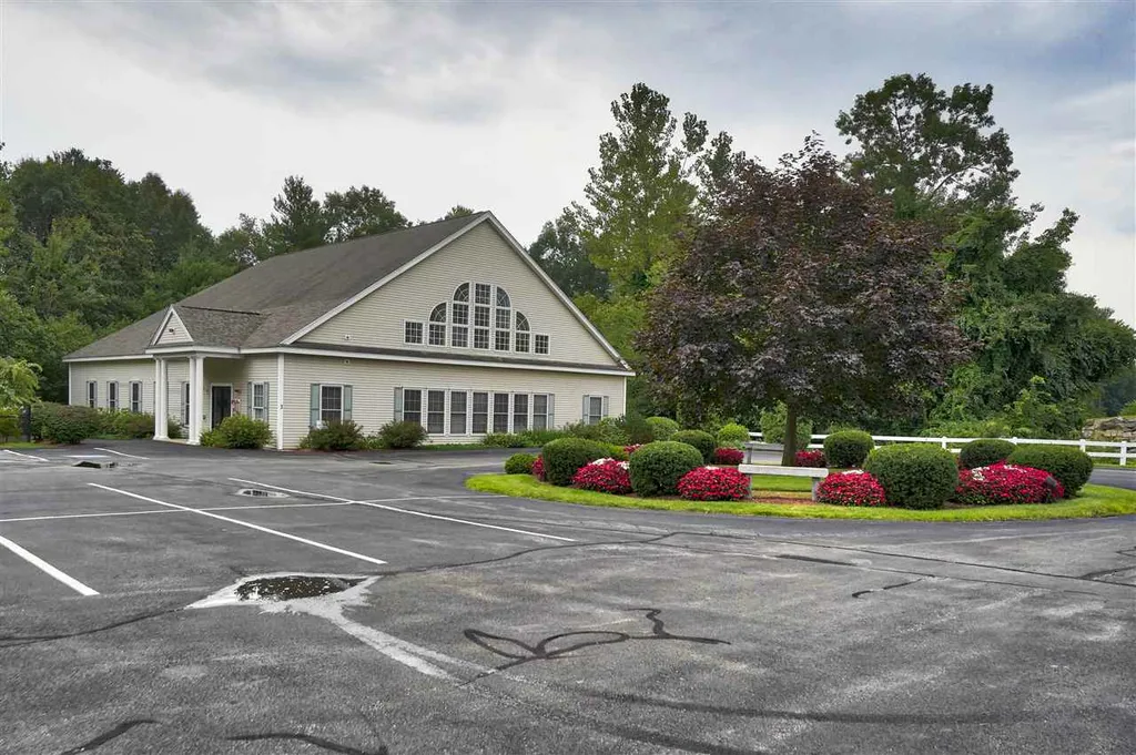 10a Chandler Court Hudson NH 03051