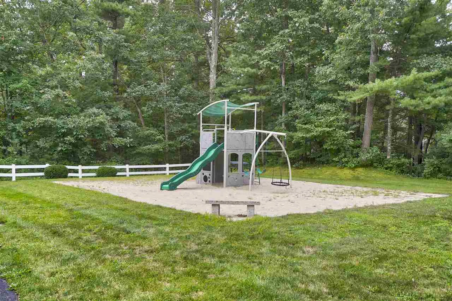 10a Chandler Court Hudson NH 03051