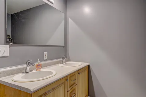 10a Chandler Court Hudson NH 03051
