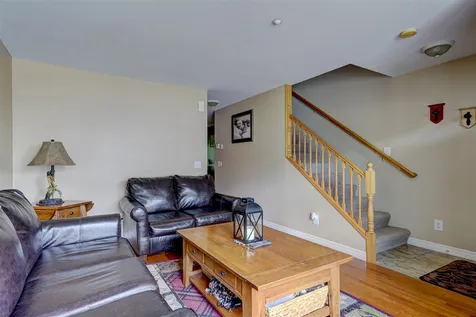 10a Chandler Court Hudson NH 03051