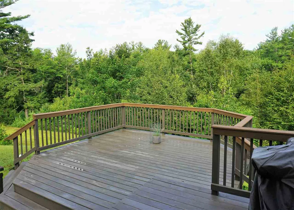208 Winding Hill Road Northwood NH 03261