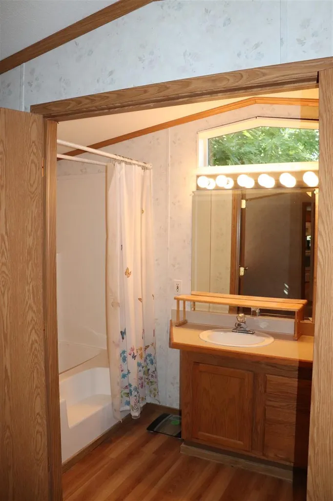 25 West Lane Rochester NH 03867